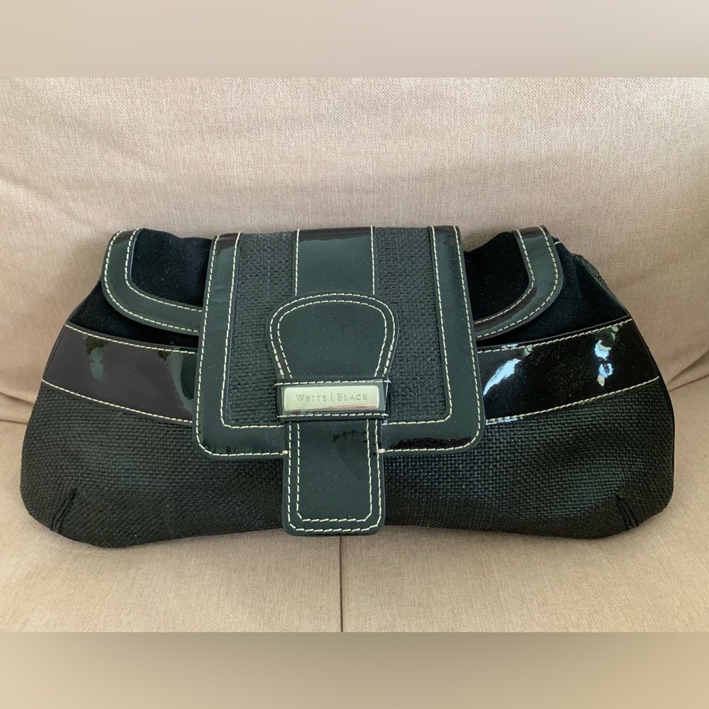 White House / Black Market Clutch